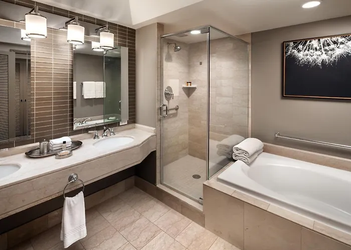 Resort The Phoenician, A Luxury Collection Resort, 5*
