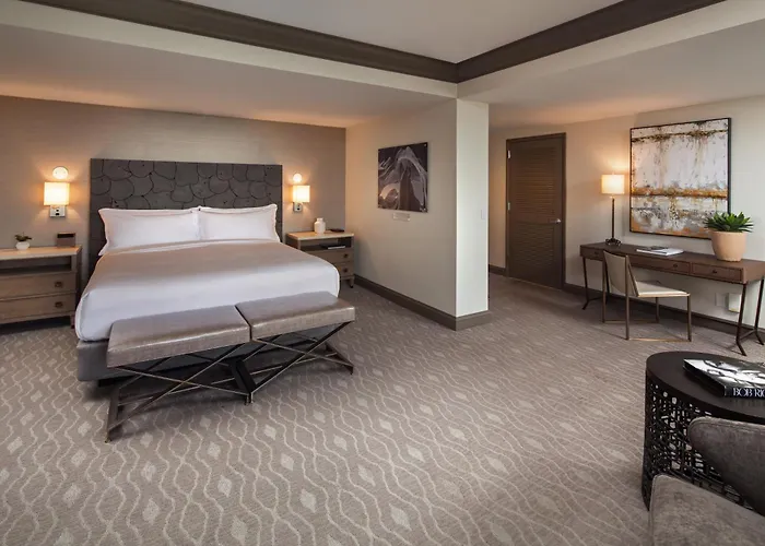 Resort The Phoenician, A Luxury Collection Resort,