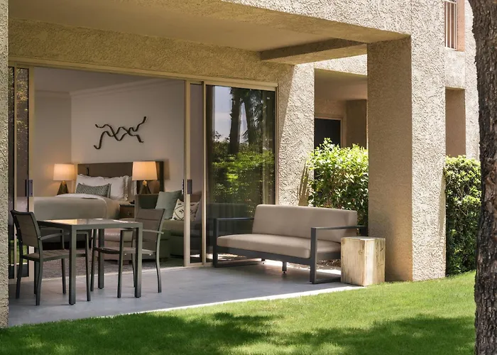 Resort The Phoenician, A Luxury Collection Resort, 5*