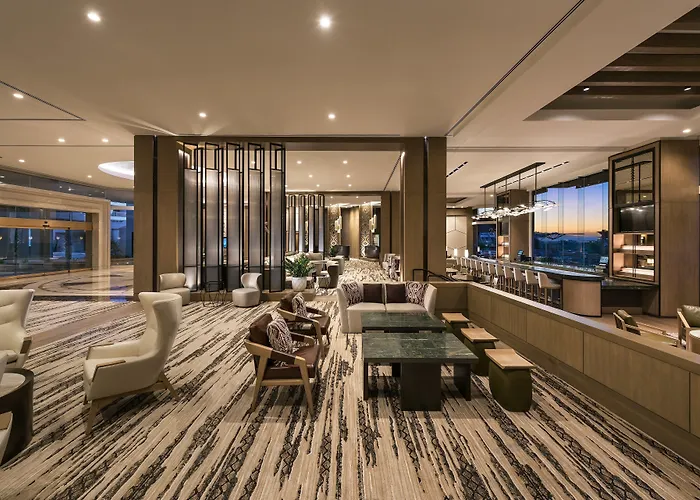 The Phoenician, A Luxury Collection Resort, Resort