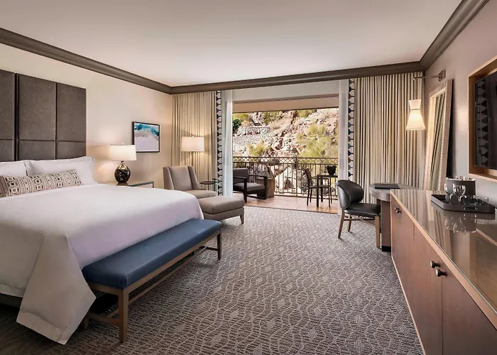 Resort The Phoenician, A Luxury Collection Resort,