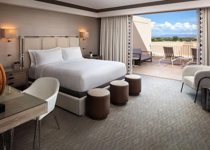 The Phoenician, A Luxury Collection Resort, 5*